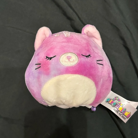 Caeli-Dustin Flipamallow - Picture 3 of 4